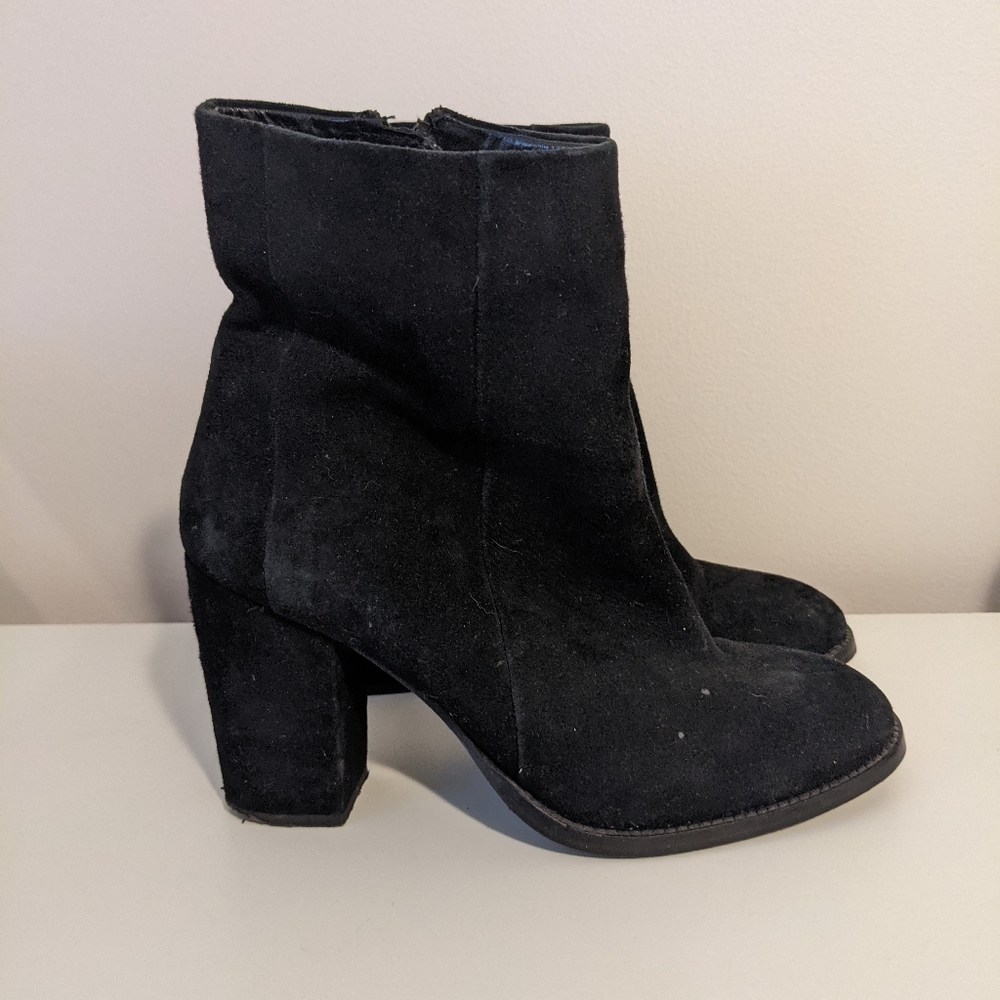 Suede ankle booties